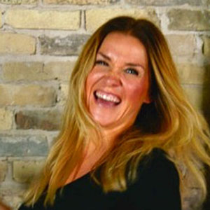 The best makeup artist services are found at Avenue M Salon & Spa, your Milwaukee home for modern & comfortable beauty & wellness. Rebecca Ross
